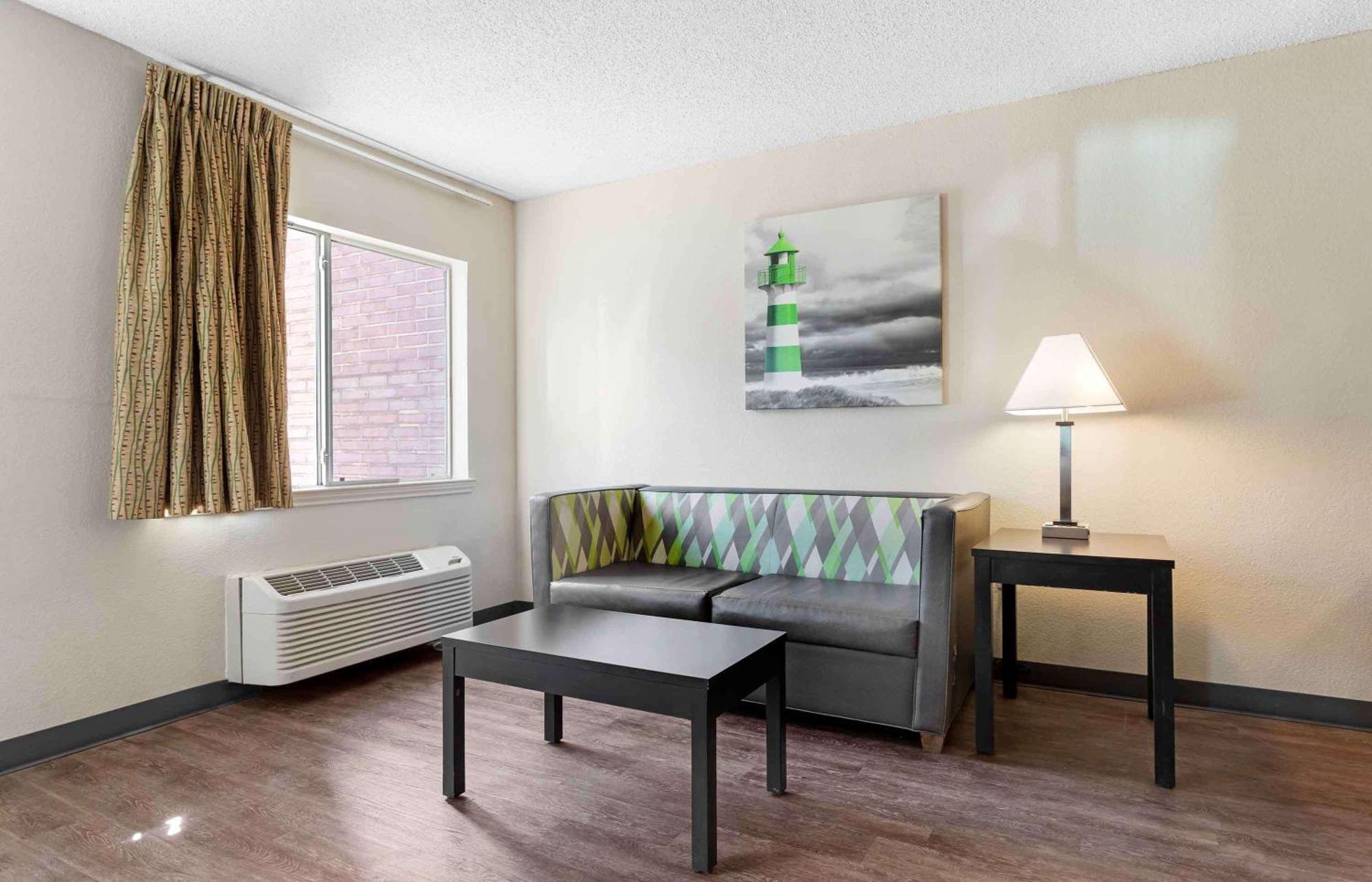 Extended Stay America Suites - Houston - Katy Freeway - Energy Corridor Exterior photo