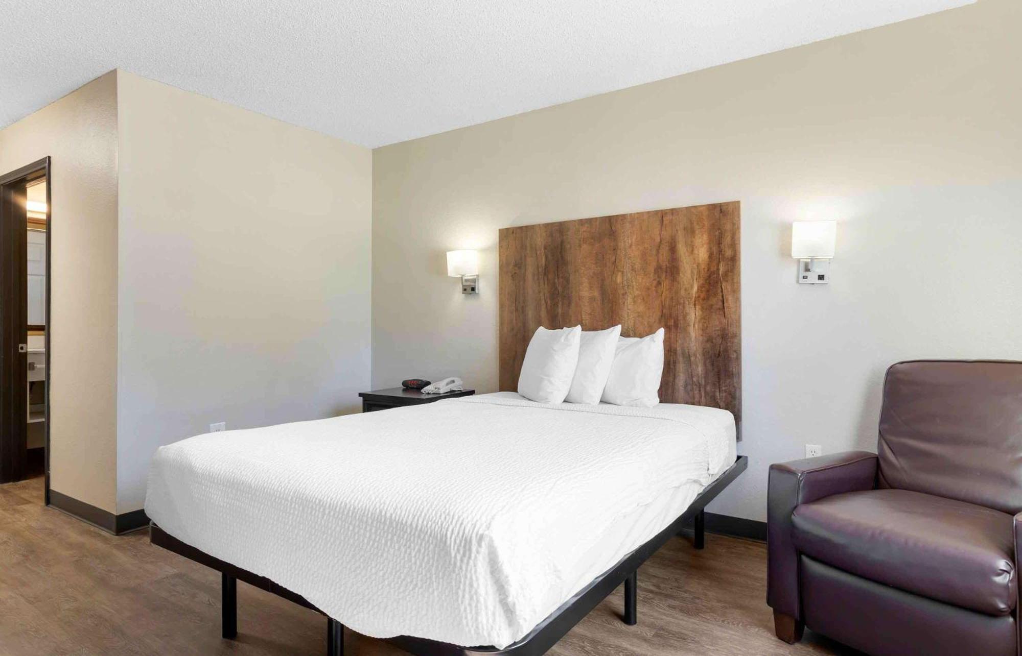 Extended Stay America Suites - Houston - Katy Freeway - Energy Corridor Exterior photo