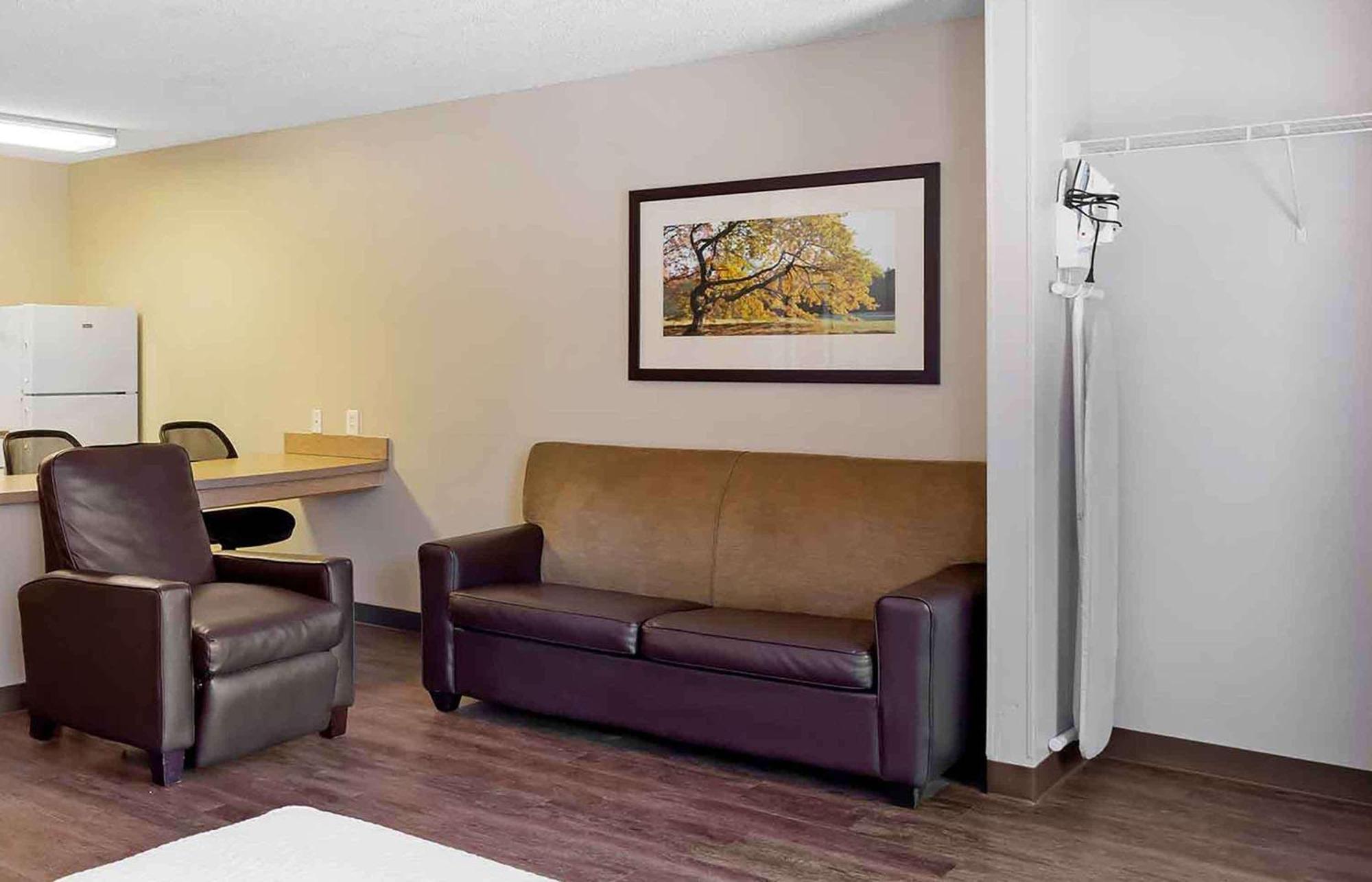 Extended Stay America Suites - Houston - Katy Freeway - Energy Corridor Exterior photo