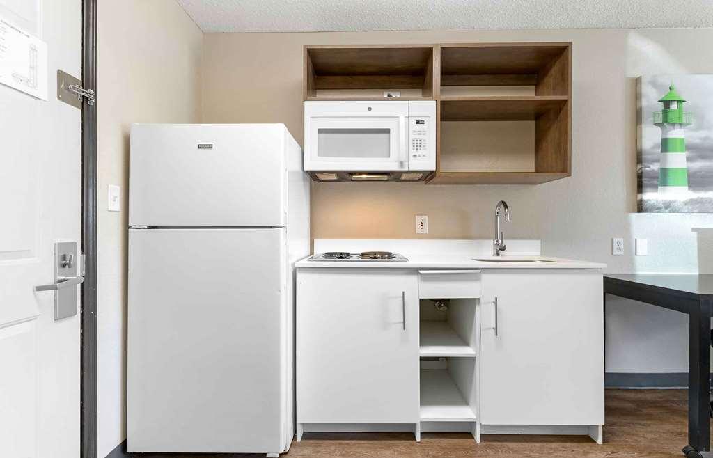 Extended Stay America Suites - Houston - Katy Freeway - Energy Corridor Room photo